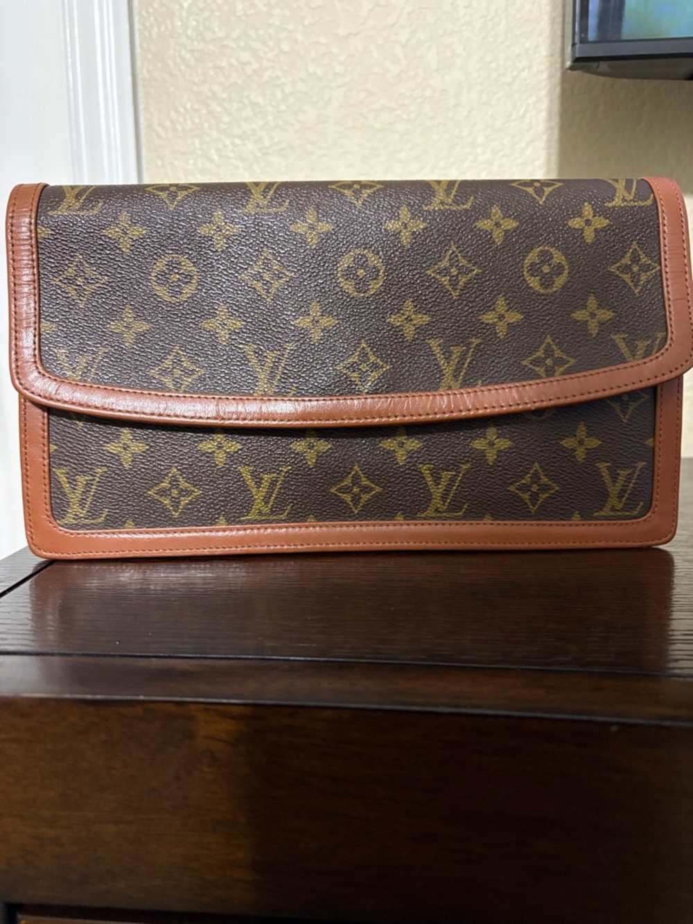 Louis Vuitton Vintage 1980's Pochette Dame GM Monogram Clutch
